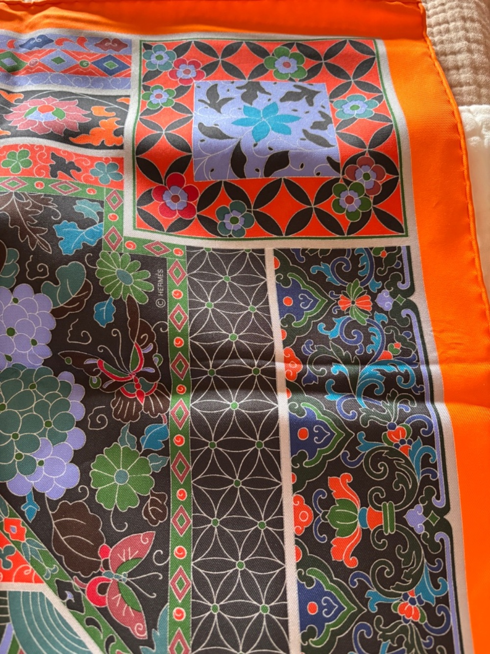 Hermes Collections Imperiales Silk Scarf - Picture 6 of 8